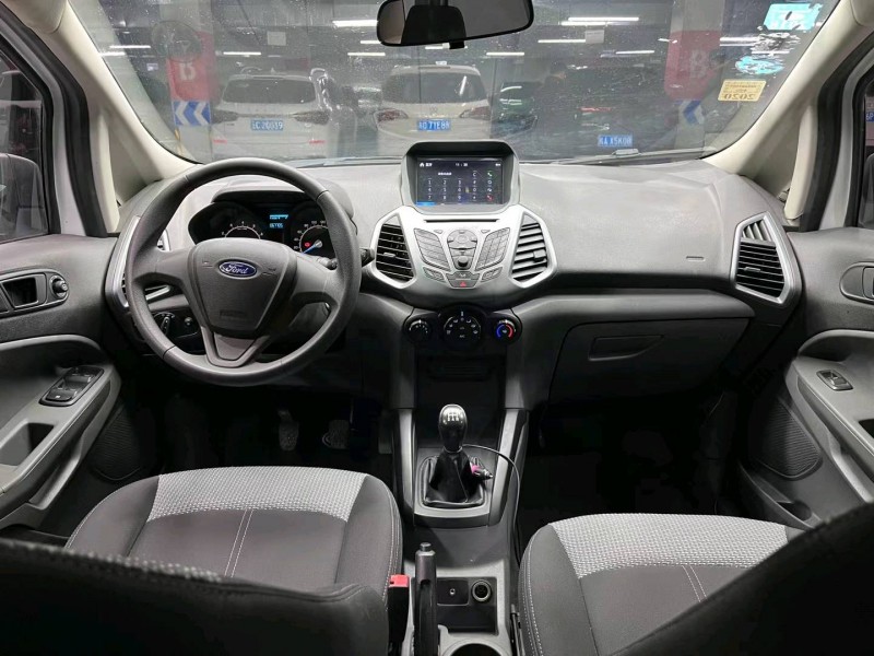 成都16年福特翼搏6