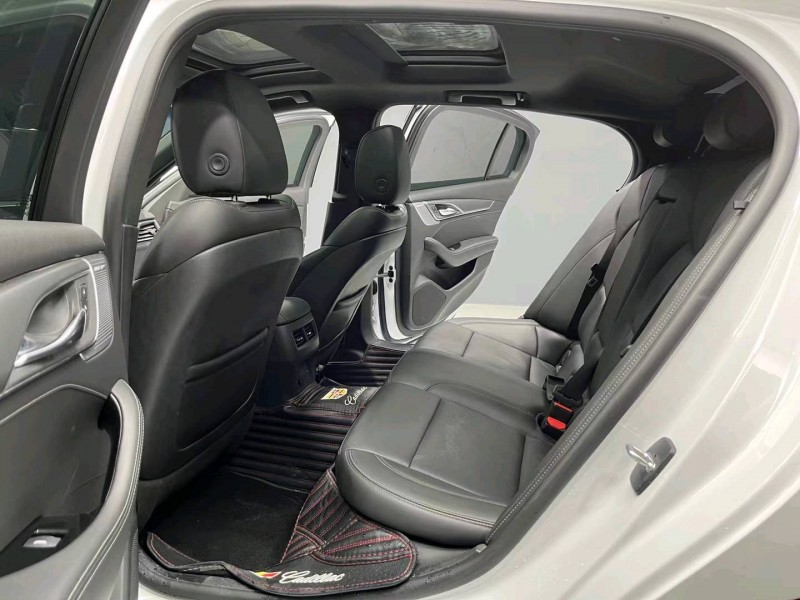 成都20年凯迪拉克CT54