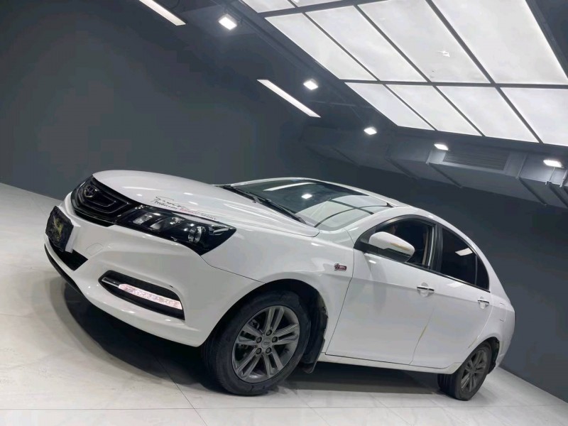 成都18年吉利帝豪2