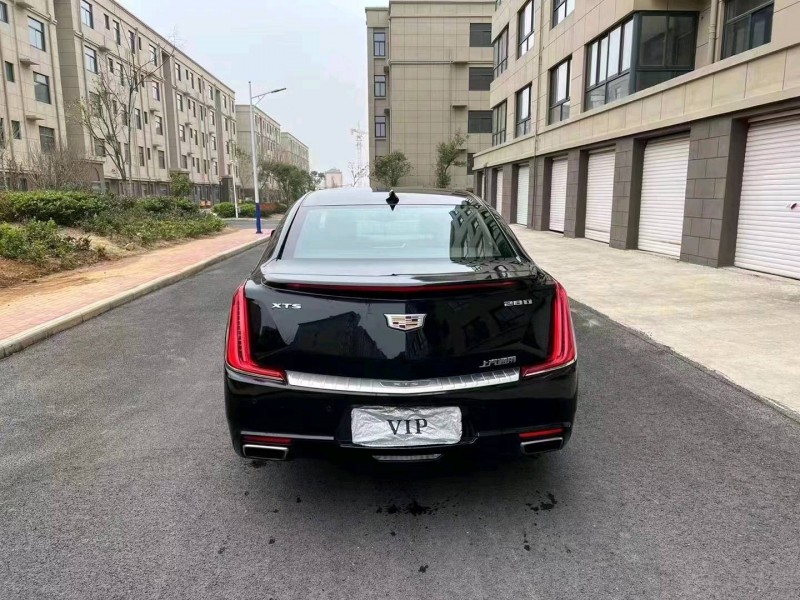 枣庄18年凯迪拉克XTS8