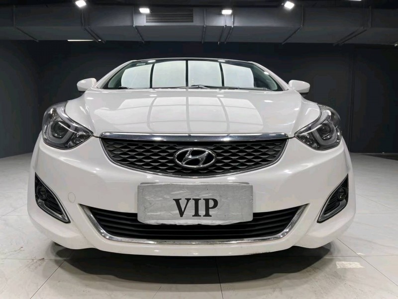 成都17年现代朗动1