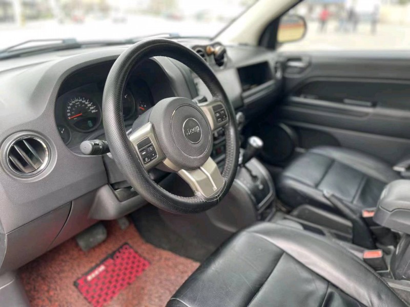 淄博13年Jeep指南者9