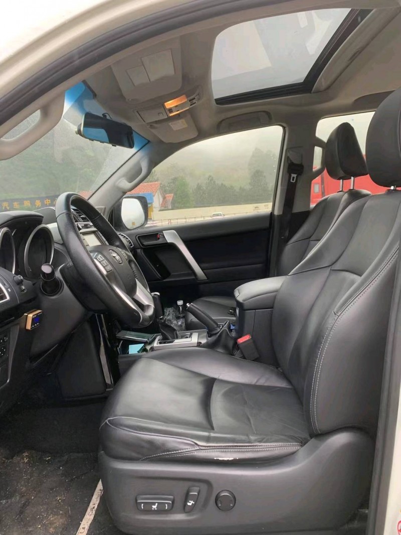 佛山17年丰田普拉多6