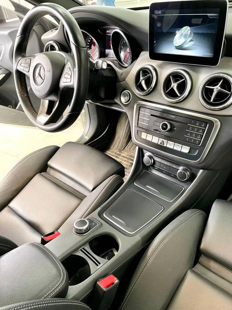 临沂18年奔驰CLA5