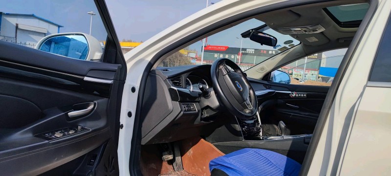 保定15年吉利博瑞4