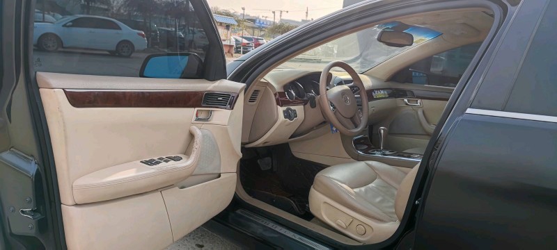 保定09年别克林荫大道6