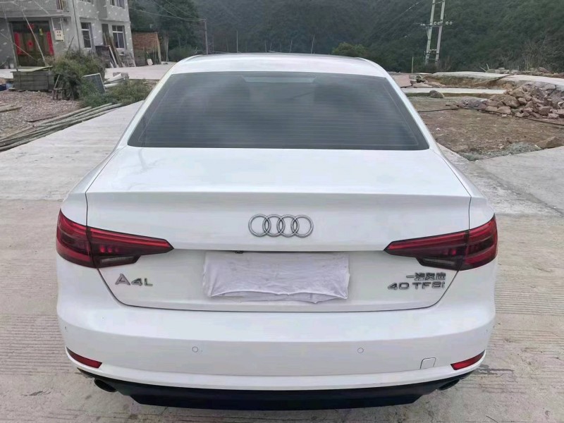 嘉兴17年奥迪A4L3