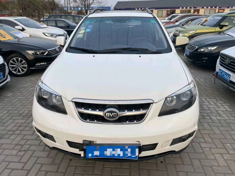 保定13年比亚迪S61