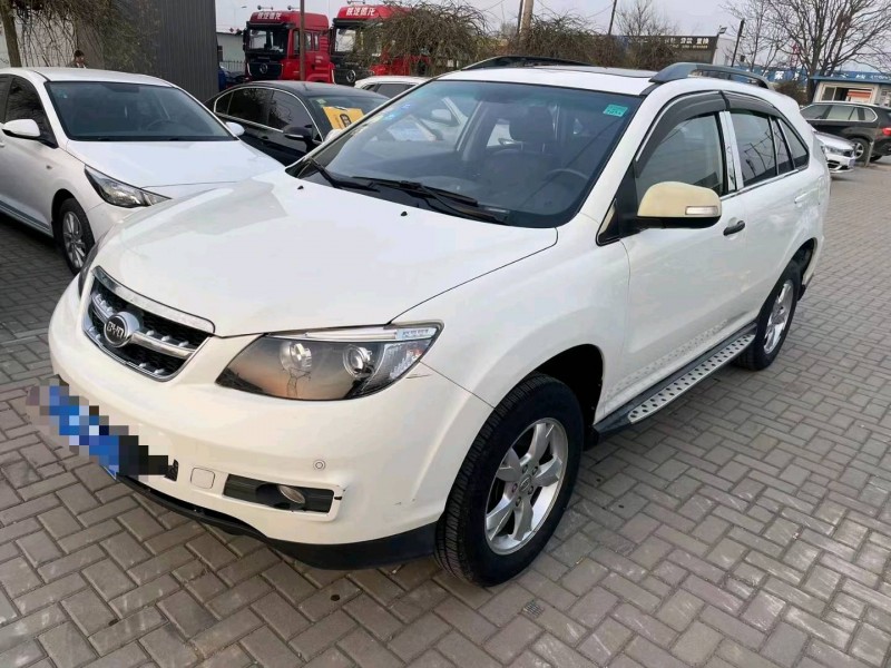 保定13年比亚迪S62