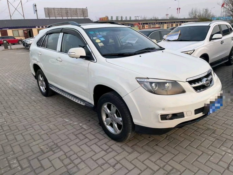 保定13年比亚迪S63