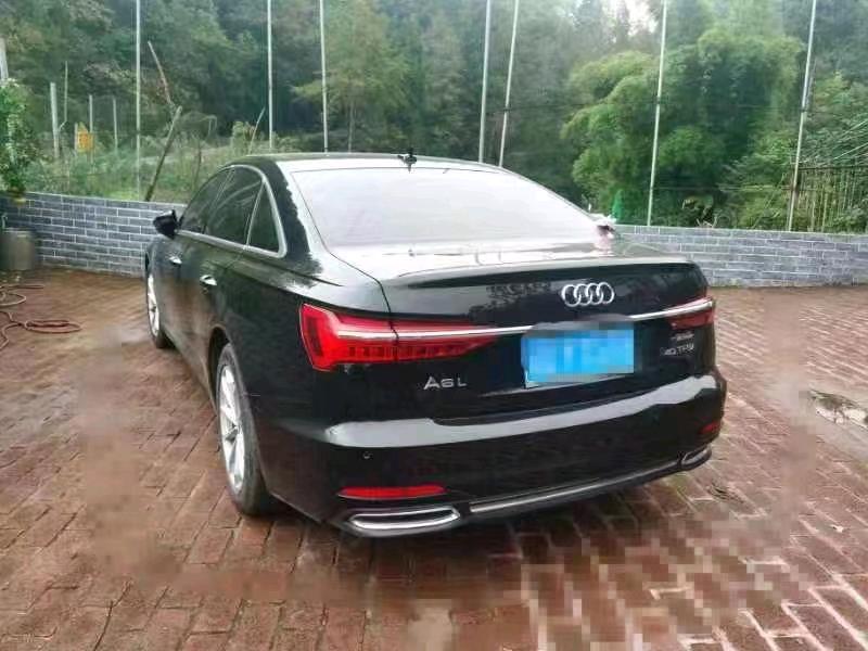 成都19年奥迪A6L3