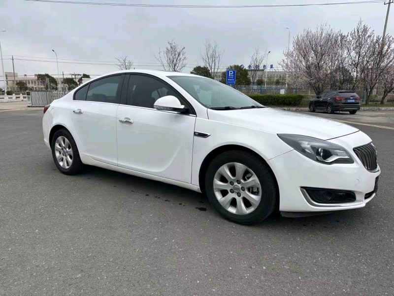 盐城17年别克君威3