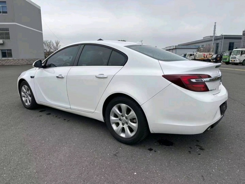 盐城17年别克君威7