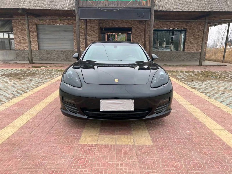 徐州12年保时捷帕拉梅拉1
