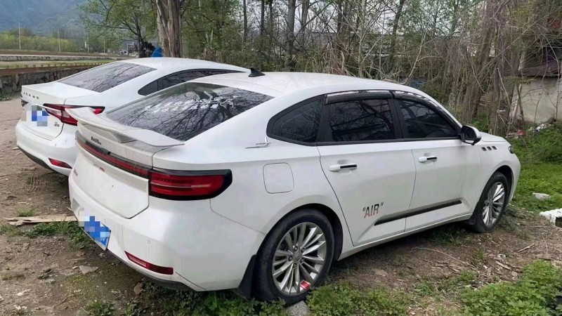 淮南21年宝骏RC52