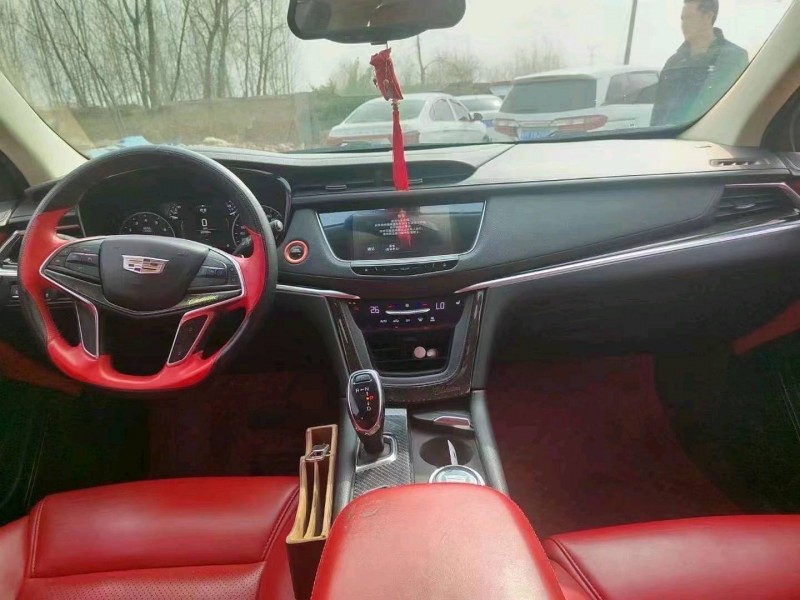 菏泽17年凯迪拉克XT54