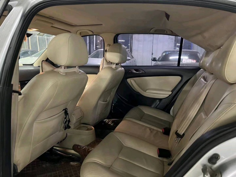 济宁12年大众朗逸5