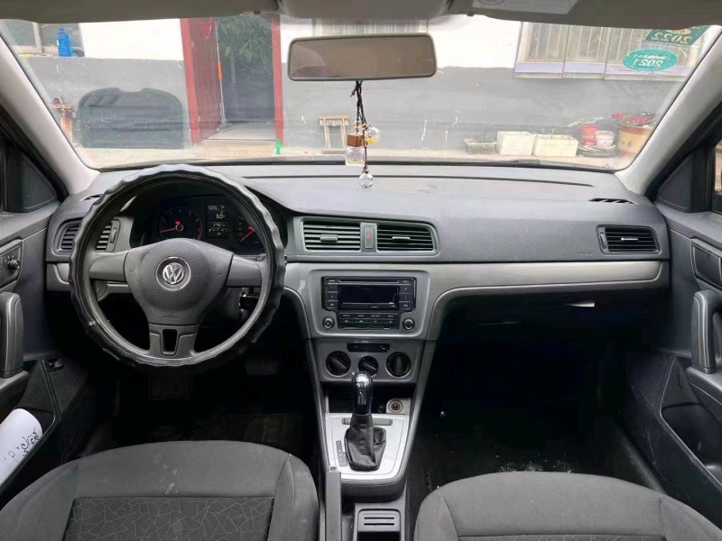 济宁18年大众朗逸5