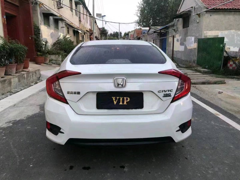 济宁18年本田思域9