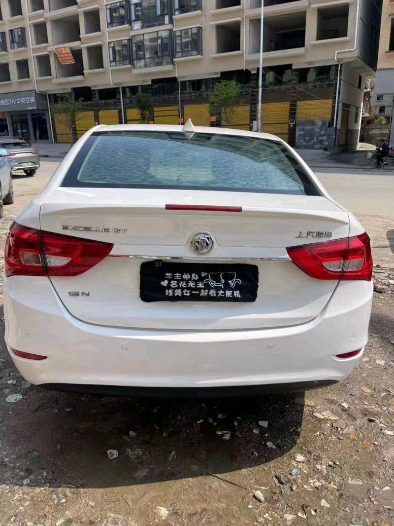 嘉兴17年别克英朗2