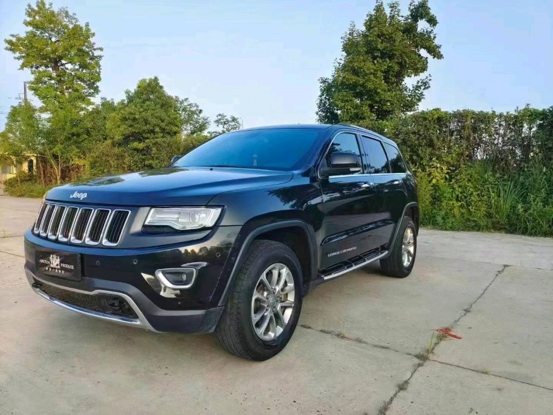 17年Jeep大切诺基2