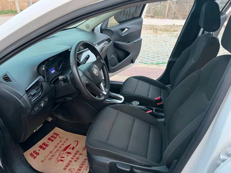 徐州18年别克凯越4