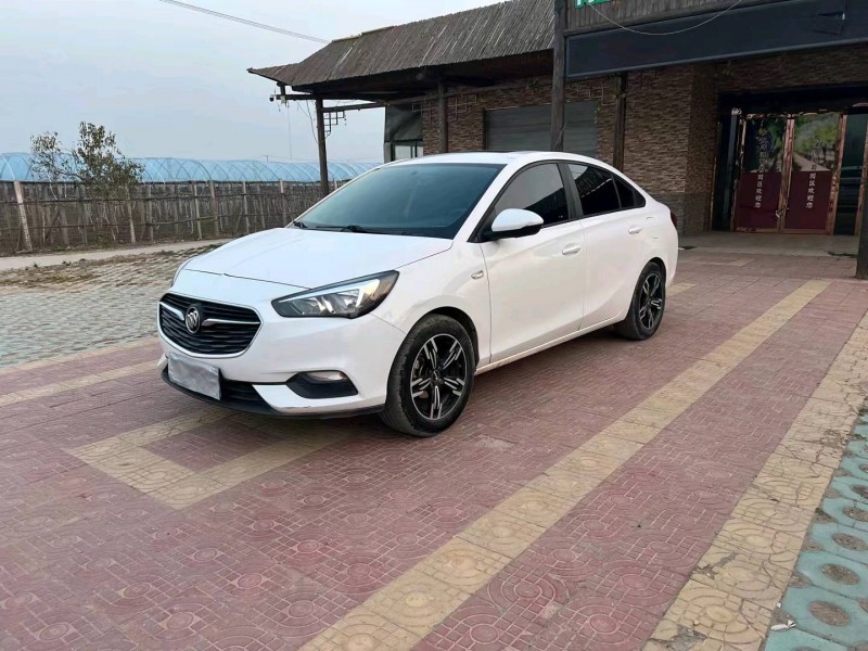 徐州18年别克凯越3