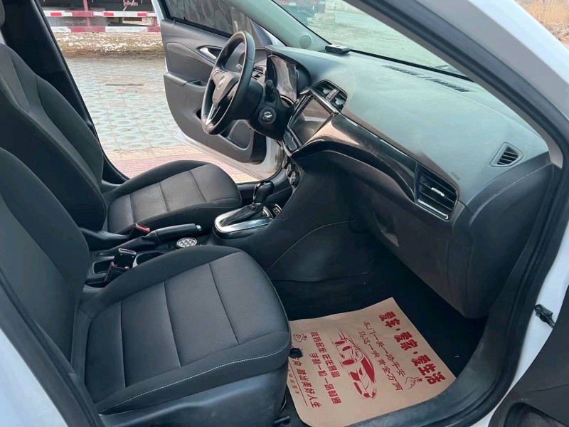 徐州18年别克凯越6