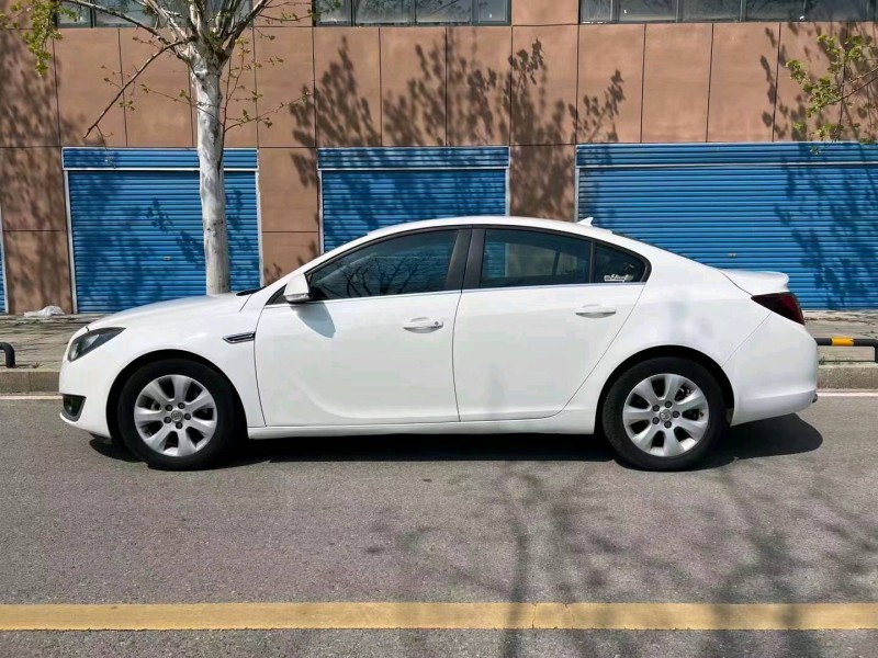 枣庄14年别克君威8