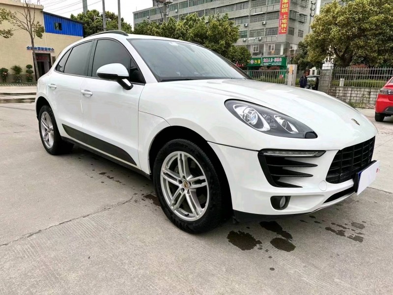 枣庄15年保时捷Macan2