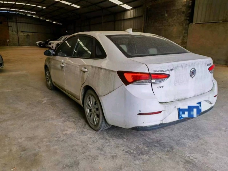 枣庄20年别克英朗5