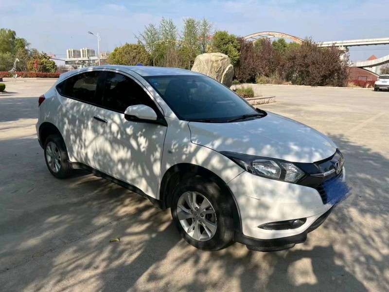 济南15年本田缤智2