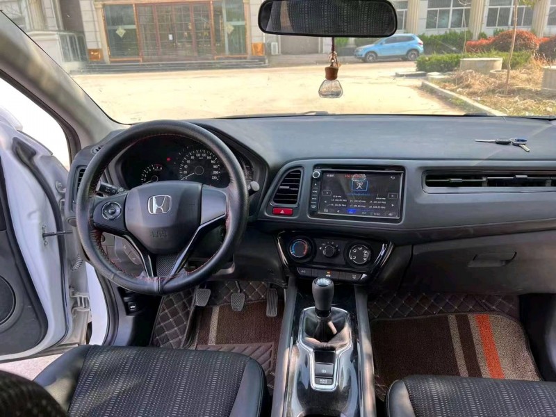 济南15年本田缤智6