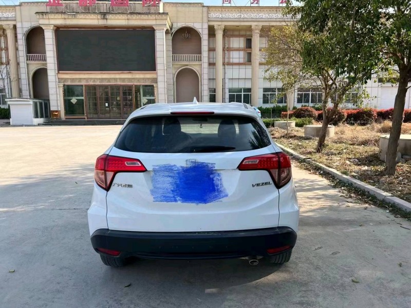 济南15年本田缤智8