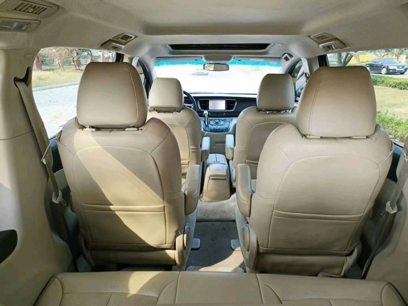 济南16年别克GL84