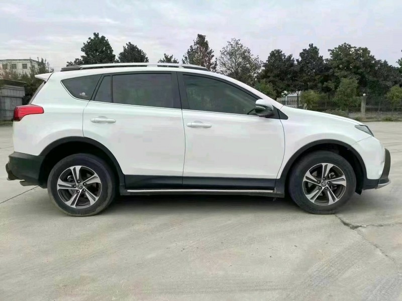 鄂州16年豐田RAV4榮放8