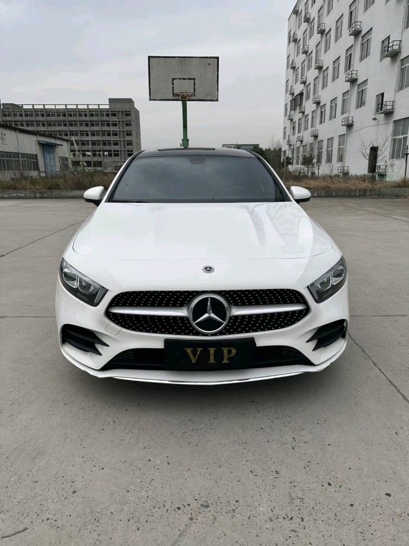 21年奔驰A1