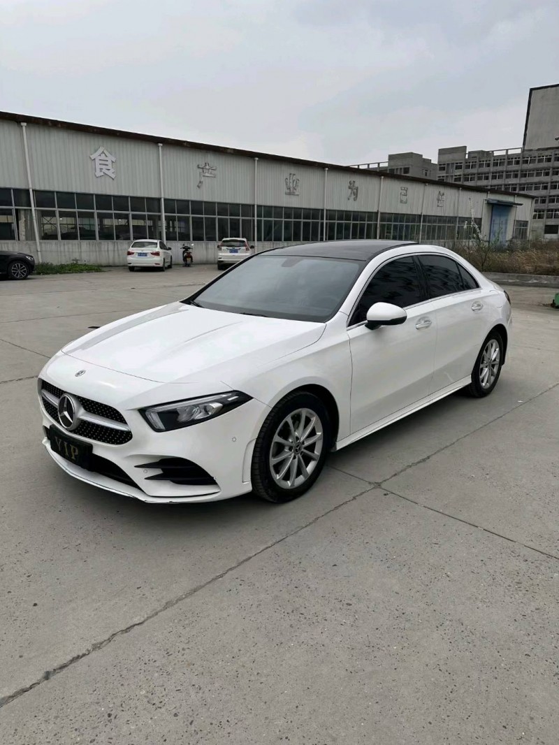 21年奔驰A2