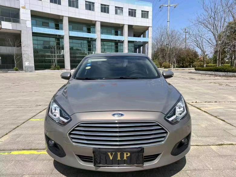 盐城17年福特福睿斯1