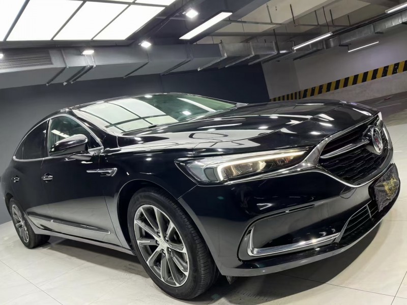 成都20年别克君越2