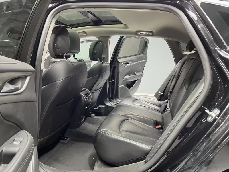 成都20年别克君越5