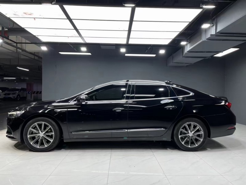 成都20年别克君越7