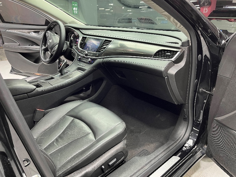 成都20年别克君越6