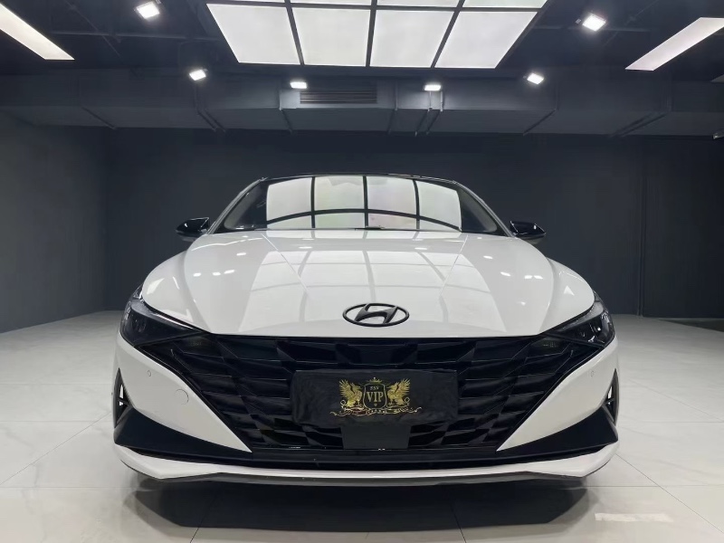 成都22年现代伊兰特1