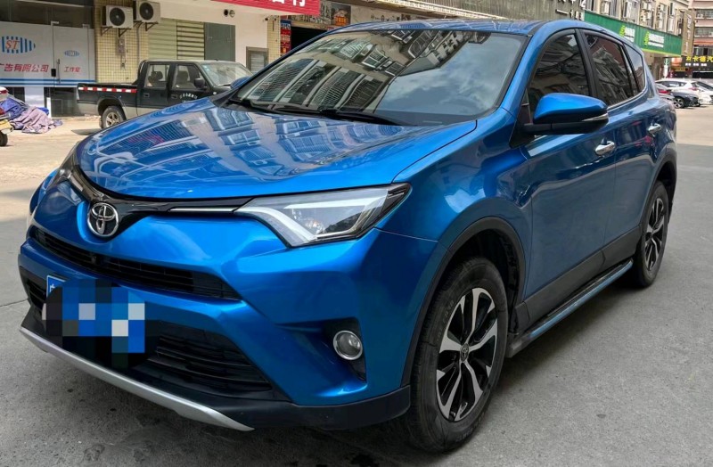 深圳16年丰田RAV42