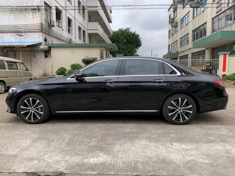 中山22年奔驰E3