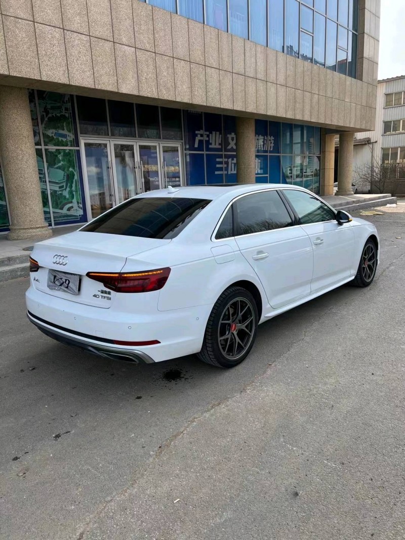 沈阳19年奥迪A4L9