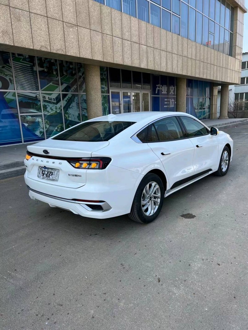 沈阳22年福特蒙迪欧9