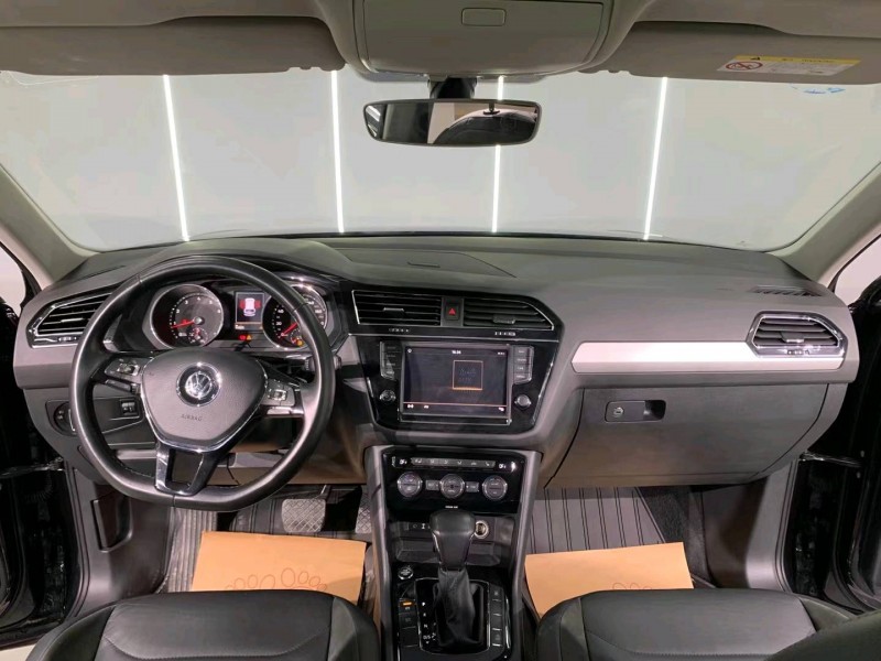 成都18年大众途观4