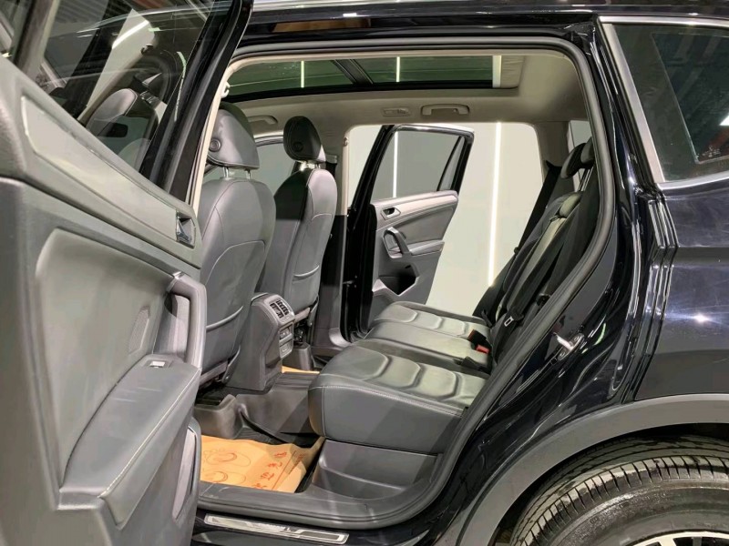 成都18年大众途观5